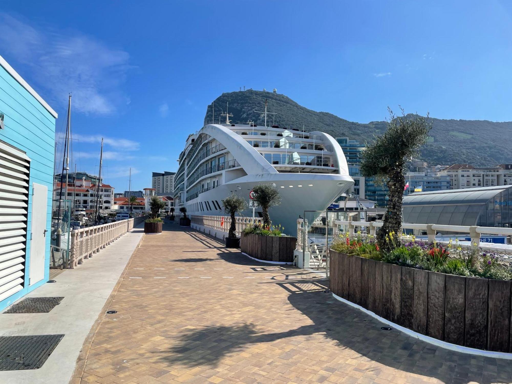 Deluxe Marina View Seafront Gibraltar Stay Екстериор снимка