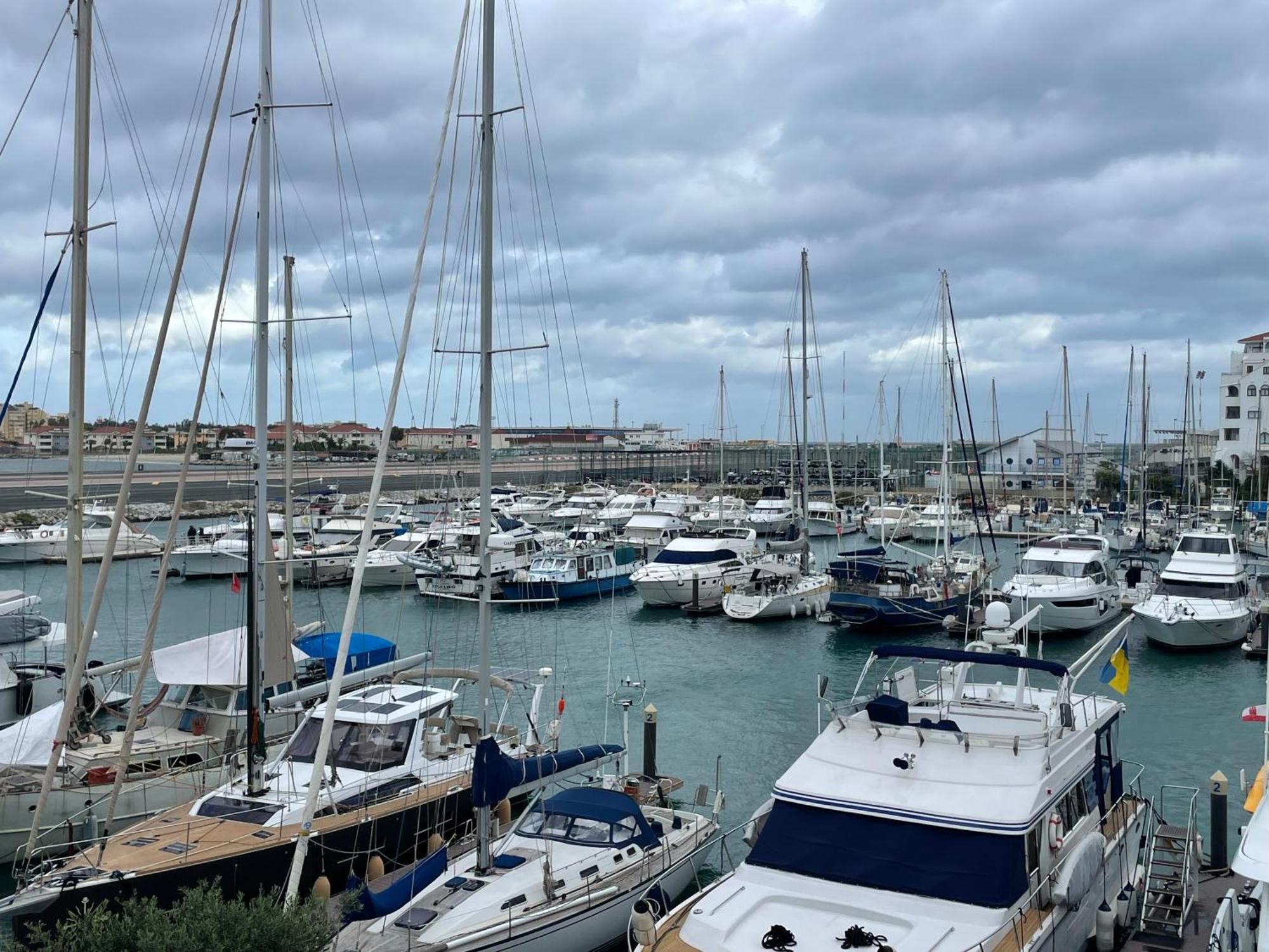 Deluxe Marina View Seafront Gibraltar Stay Екстериор снимка