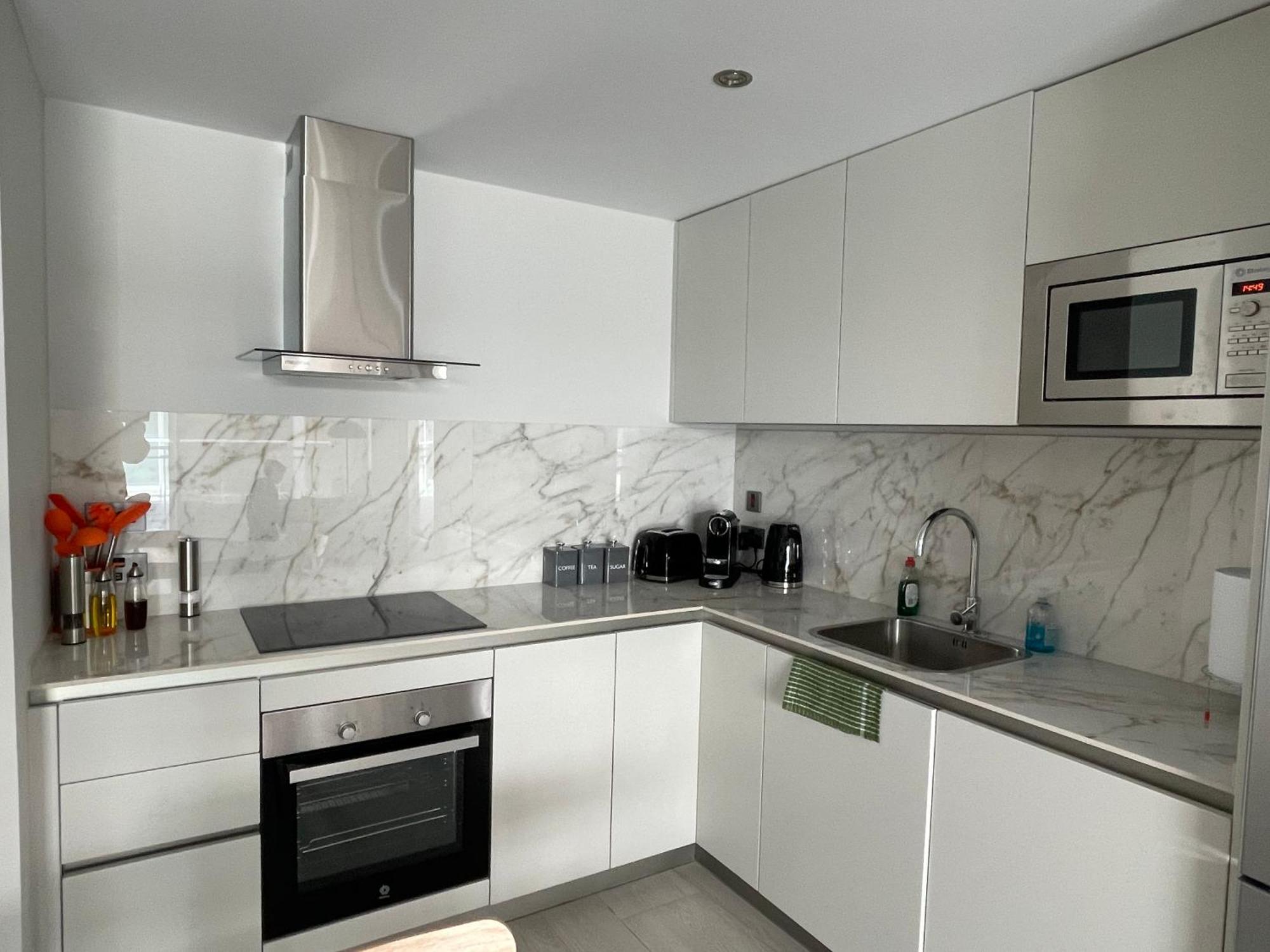 Deluxe Marina View Seafront Gibraltar Stay Екстериор снимка
